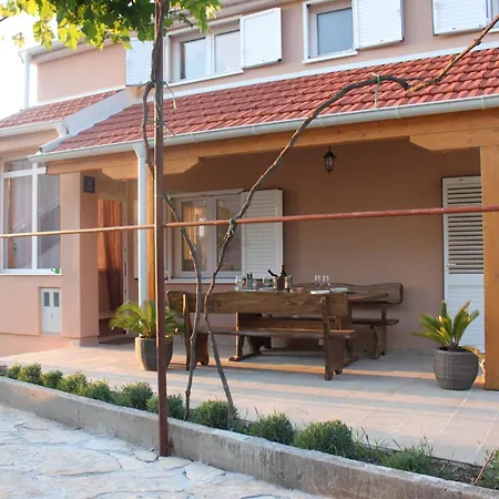 Villa Mila